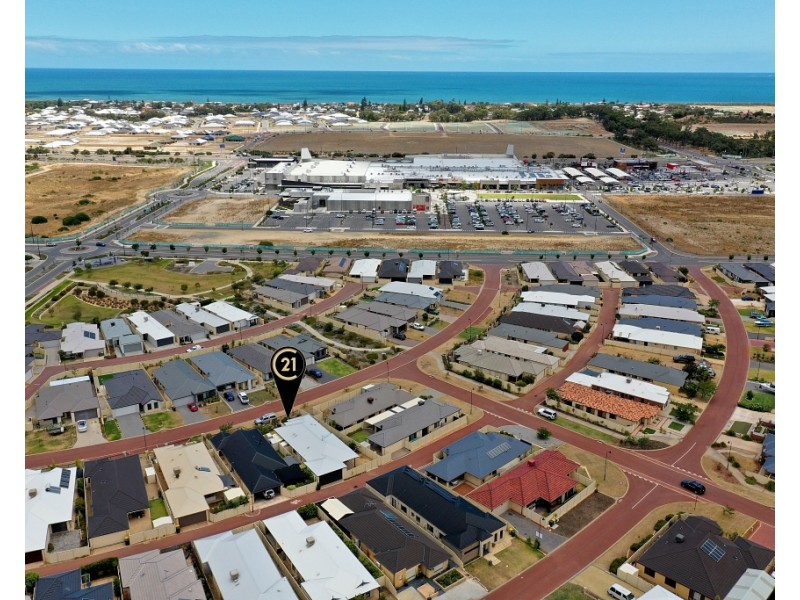 16 Salome Crescent, Lakelands WA 6180