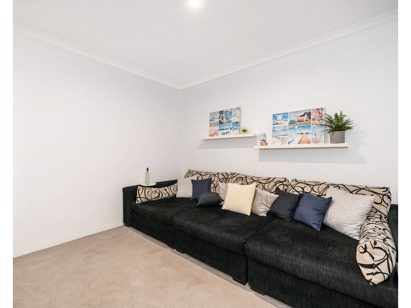 14 Dowerin Circuit, Lakelands WA 6180