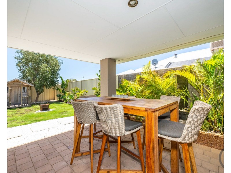 14 Dowerin Circuit, Lakelands WA 6180