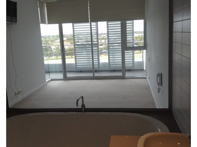 1003/3 Marco Polo Drive, Mandurah WA 6210