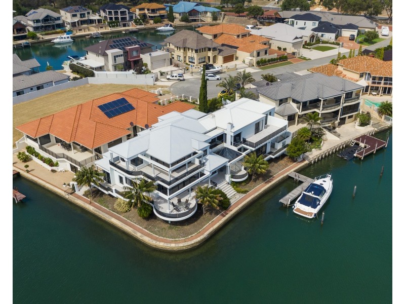 10 Solstraale Place, Halls Head WA 6210