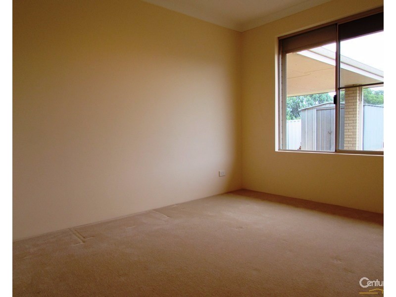 81 Ronsard Drive, San Remo WA 6210