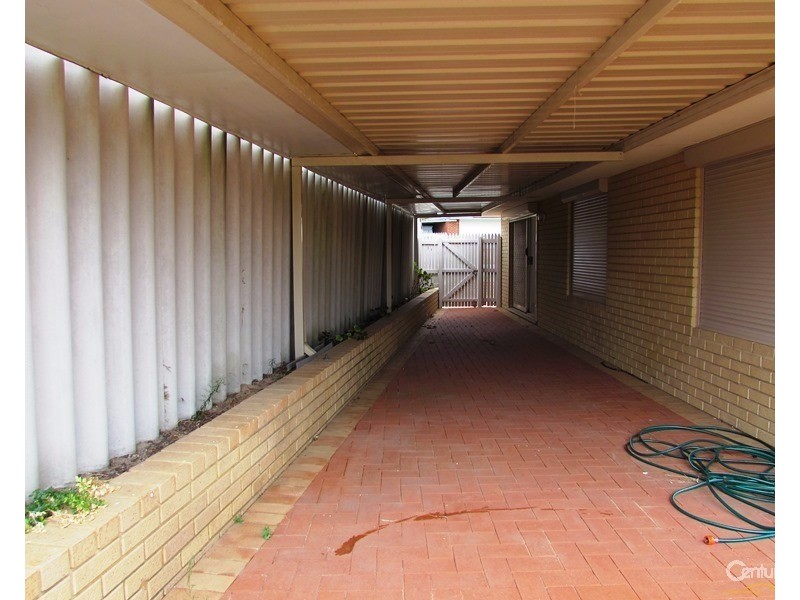 81 Ronsard Drive, San Remo WA 6210