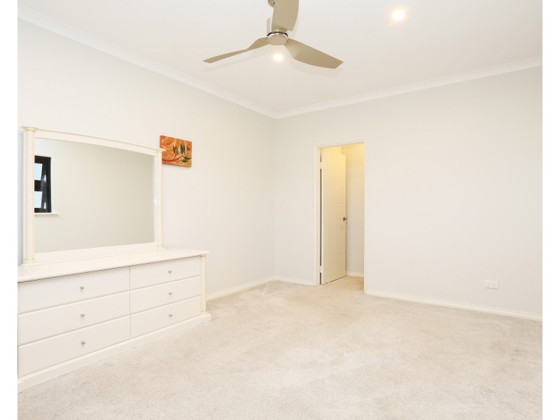 44 Boardwalk Boulevard, Halls Head WA 6210