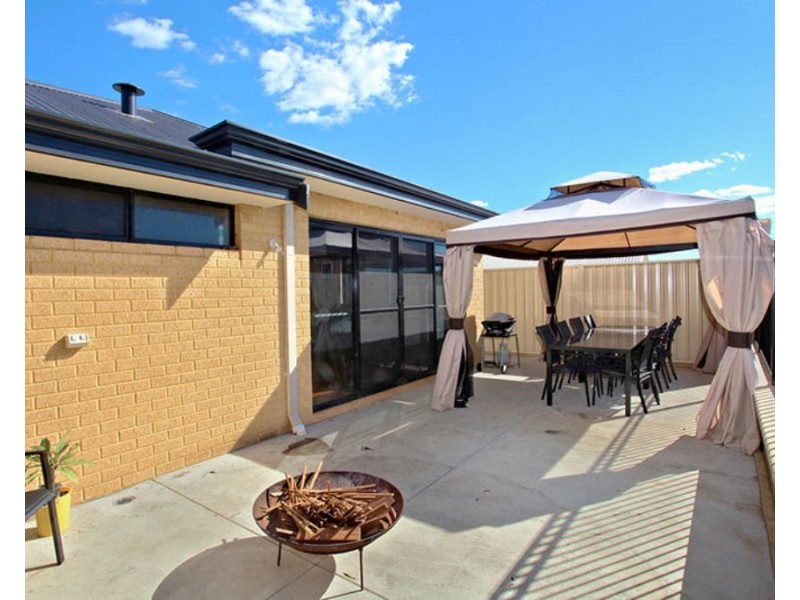 3 Badgerup Avenue, Lakelands WA 6180