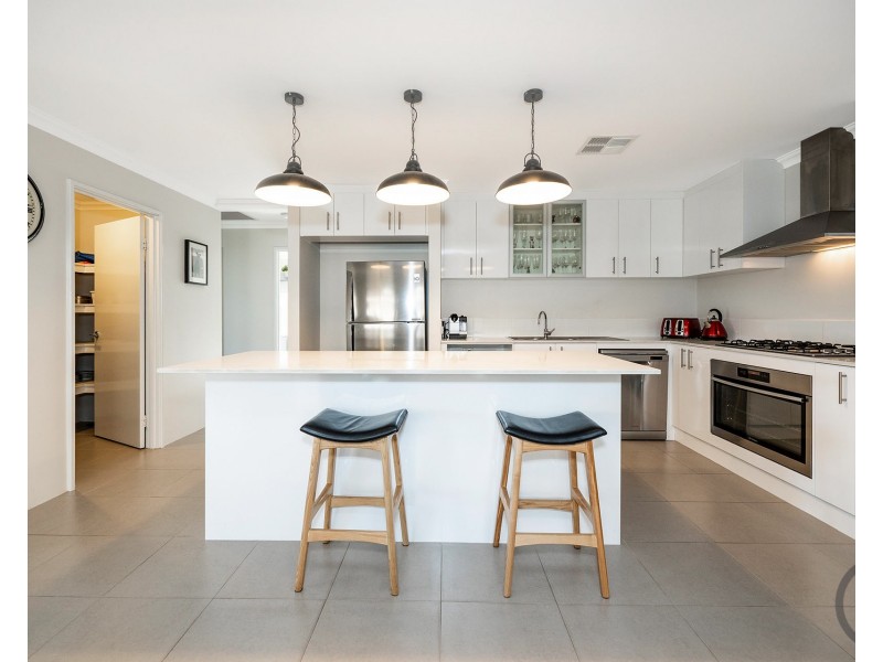 56 Seascapes Boulevard, Halls Head WA 6210
