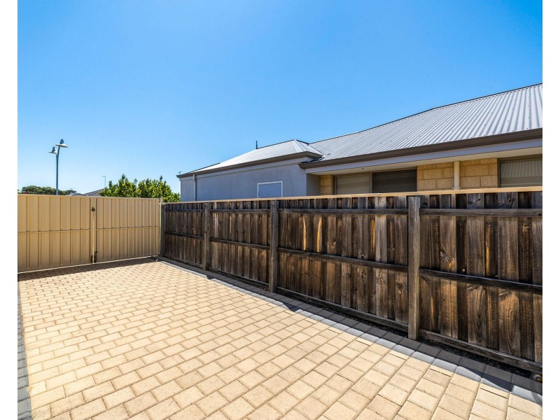 56 Seascapes Boulevard, Halls Head WA 6210