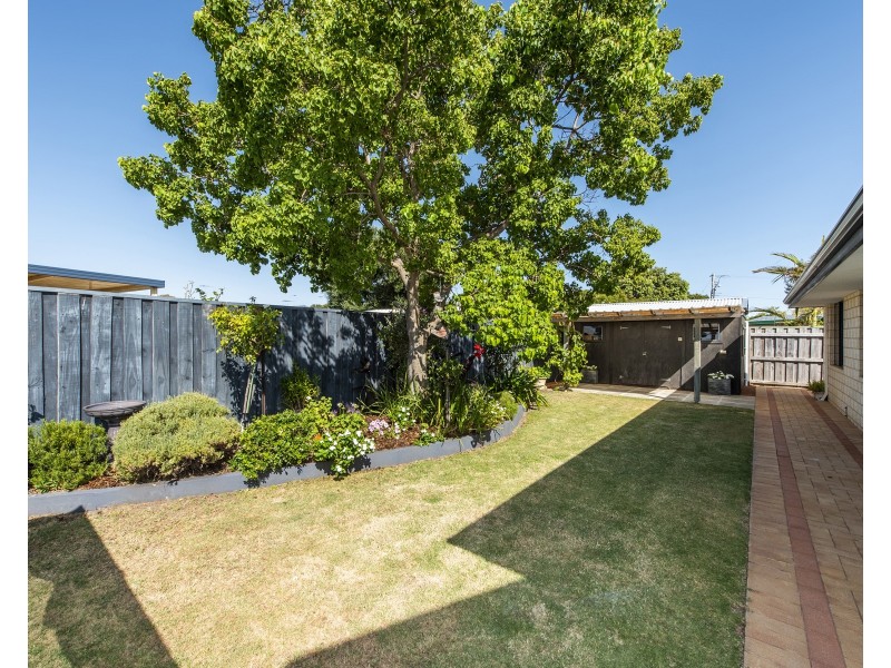 5 Aldenham Heights, Halls Head WA 6210