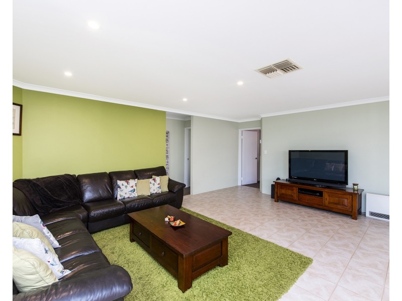 5 Aldenham Heights, Halls Head WA 6210