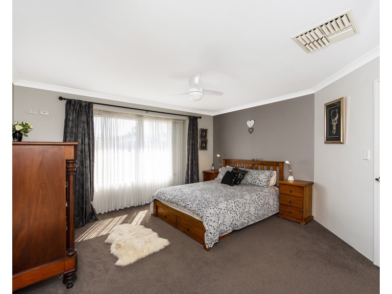 5 Aldenham Heights, Halls Head WA 6210