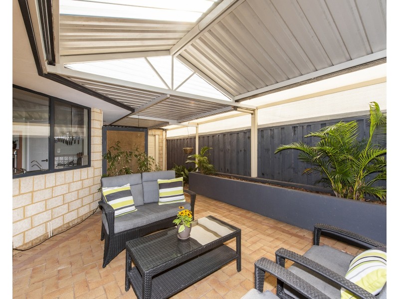 5 Aldenham Heights, Halls Head WA 6210