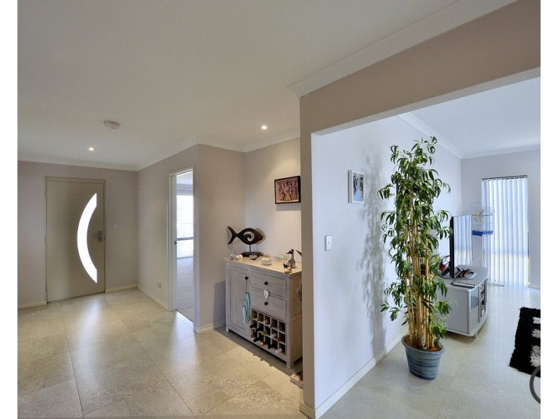 3 Goldsworthy Loop, Dawesville WA 6211