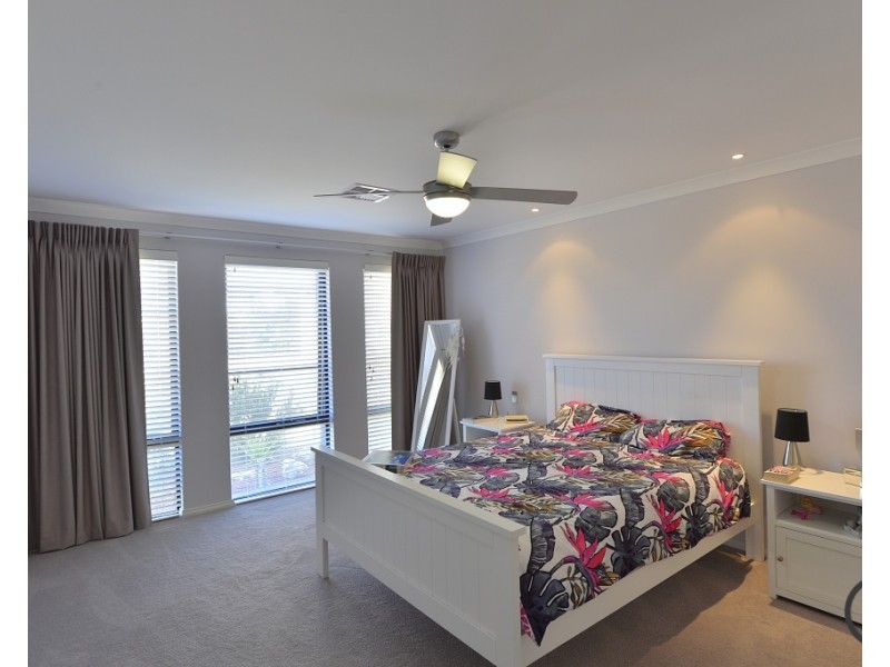 3 Goldsworthy Loop, Dawesville WA 6211