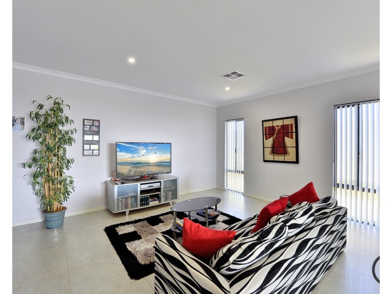 3 Goldsworthy Loop, Dawesville WA 6211
