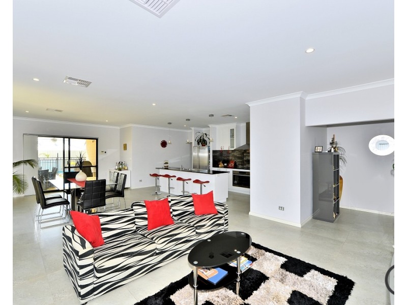 3 Goldsworthy Loop, Dawesville WA 6211