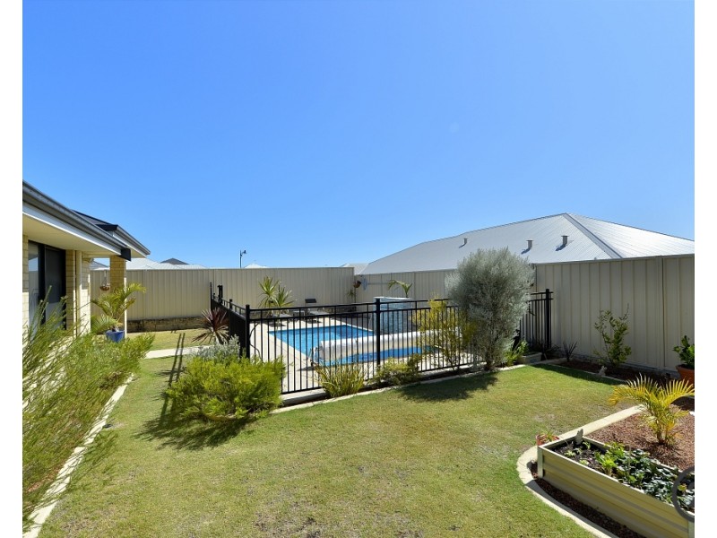 3 Goldsworthy Loop, Dawesville WA 6211