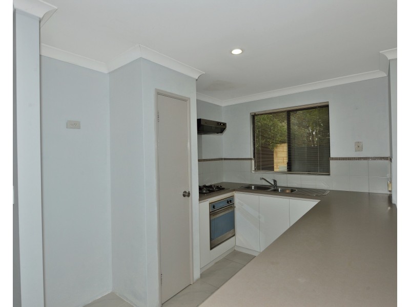 6/2 Bortolo Drive, Greenfields WA 6210