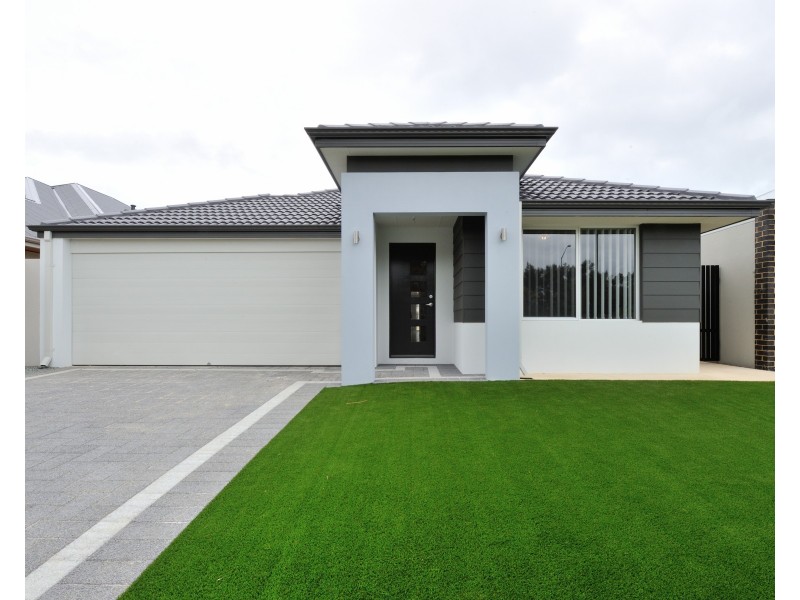 93 Waterlily Drive, Dudley Park WA 6210