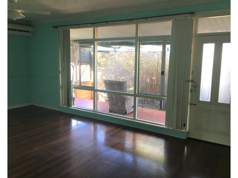 10 Elizabeth Street, Mandurah WA 6210