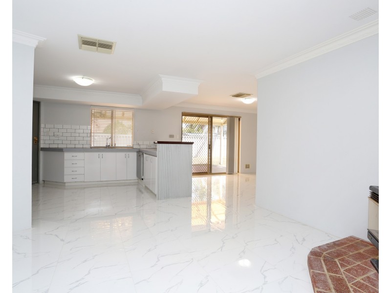 14 Kangaroo Paw Drive, Greenfields WA 6210