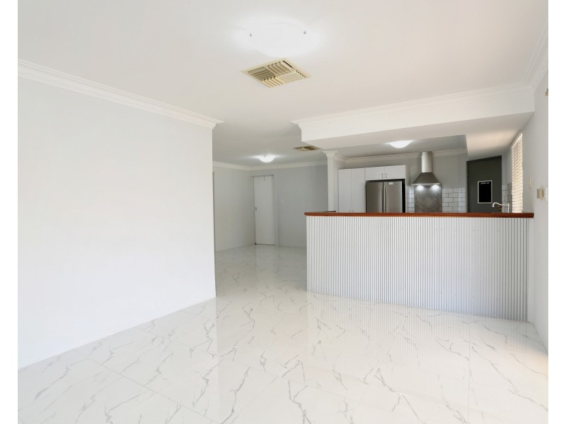 14 Kangaroo Paw Drive, Greenfields WA 6210