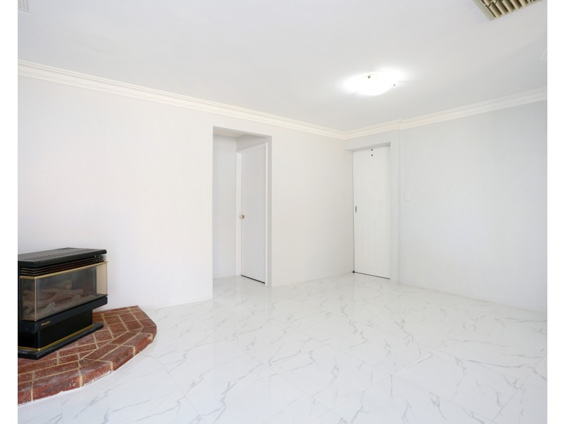 14 Kangaroo Paw Drive, Greenfields WA 6210