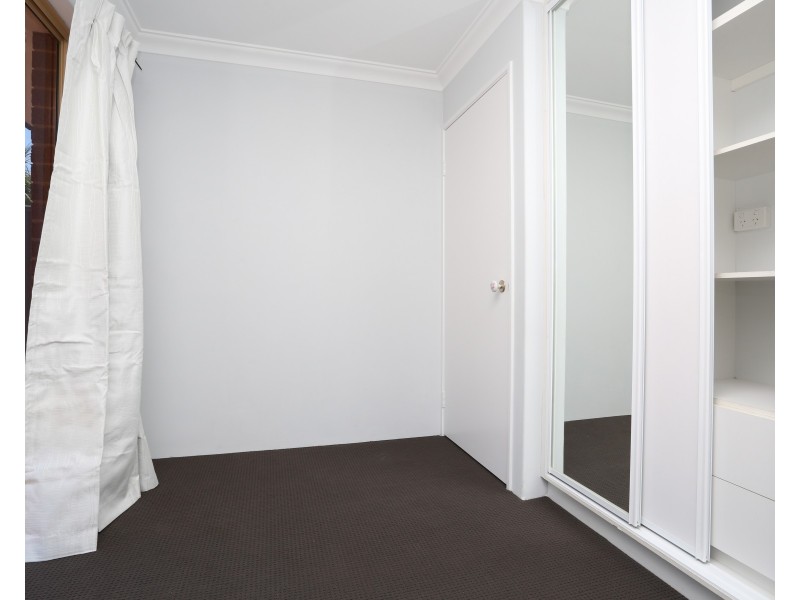 14 Kangaroo Paw Drive, Greenfields WA 6210