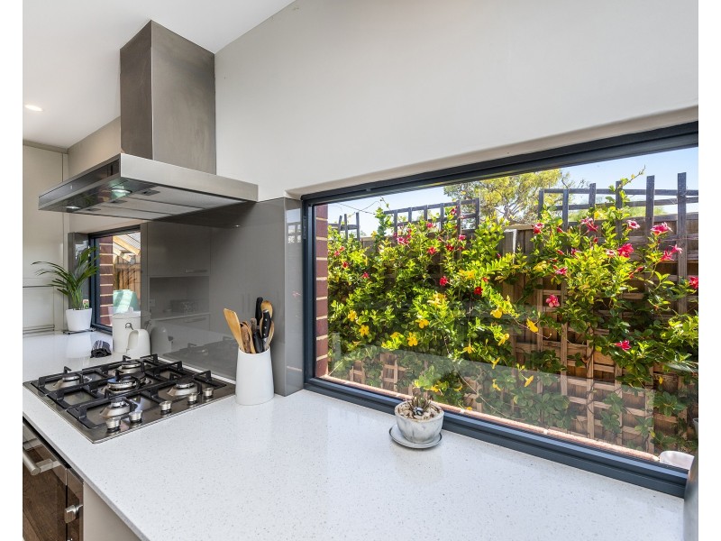 14 Songlark Ramble, Coodanup WA 6210