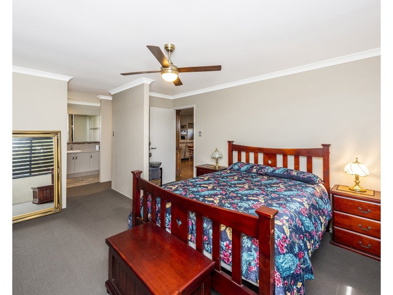 14 Songlark Ramble, Coodanup WA 6210