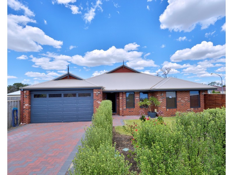 14 Songlark Ramble, Coodanup WA 6210