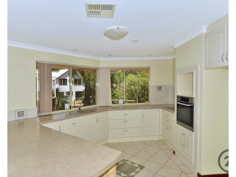 58 Nutbush Avenue, Falcon WA 6210