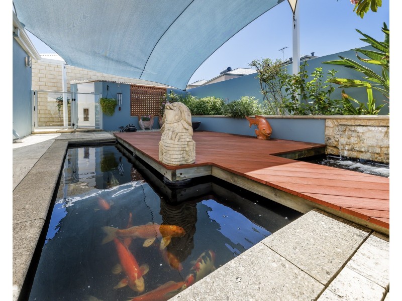66 Boardwalk Boulevard, Halls Head WA 6210