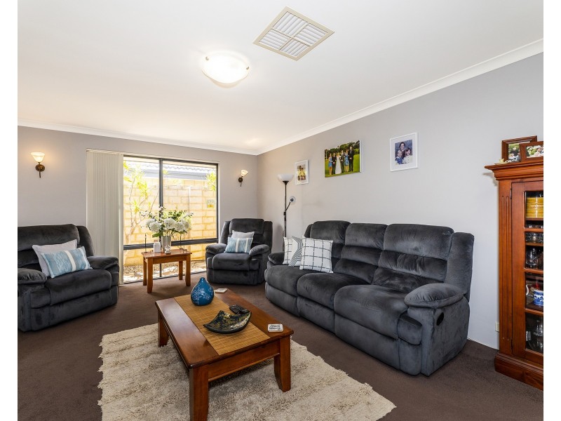 27 Darwin Terrace, Dudley Park WA 6210