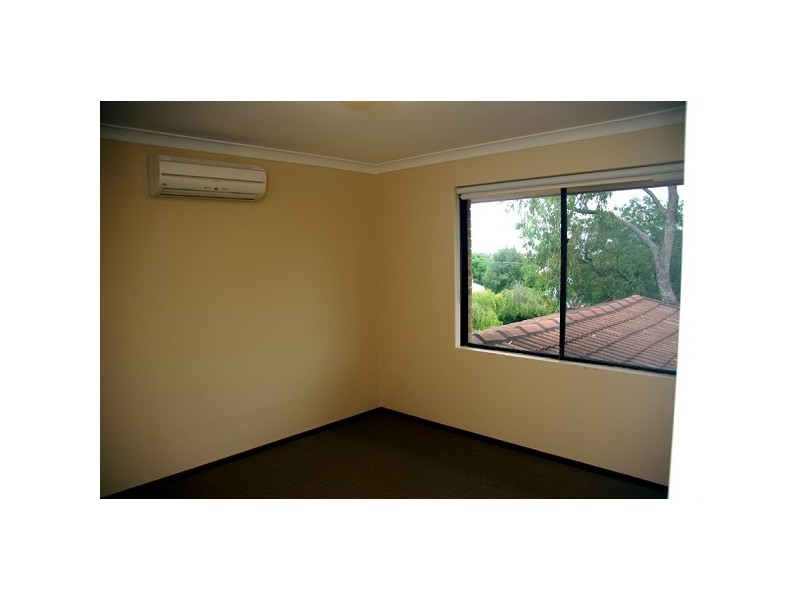 44 Tenth Ave, Maylands WA 6051