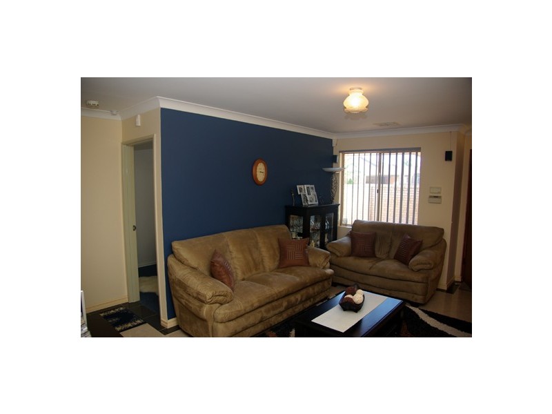 9/5 Flamtree Villas, Beechboro WA 6063