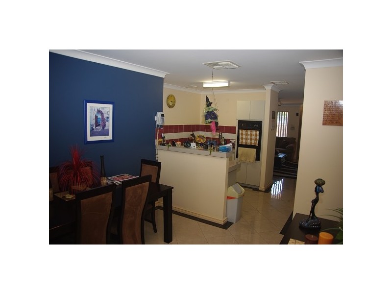 9/5 Flamtree Villas, Beechboro WA 6063