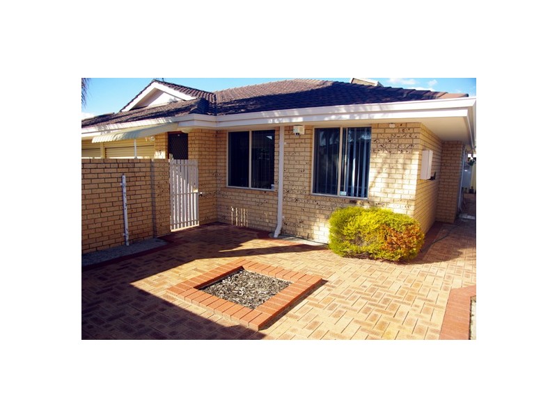 9/5 Flamtree Villas, Beechboro WA 6063