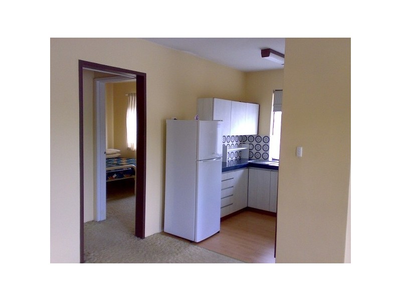 3/2 Waroonga, Nedlands WA 6009