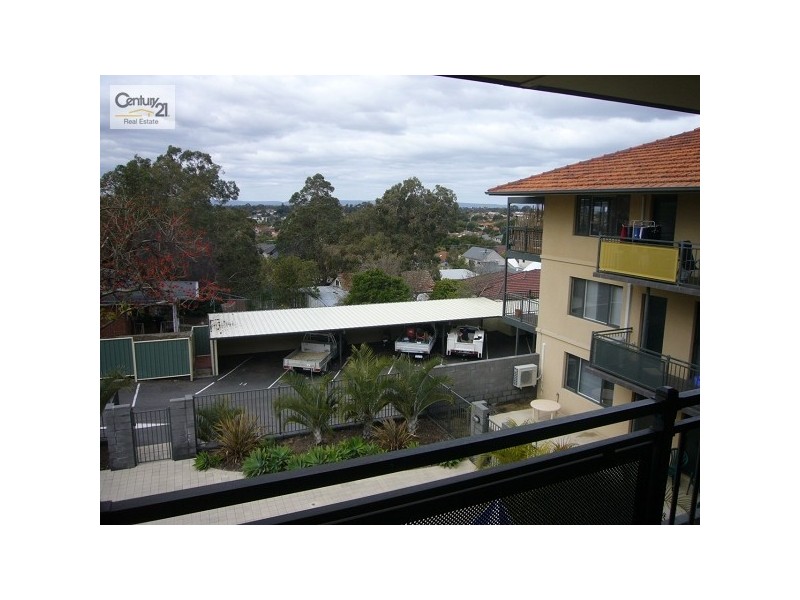 9/42 Kinsella Street, Joondanna WA 6060