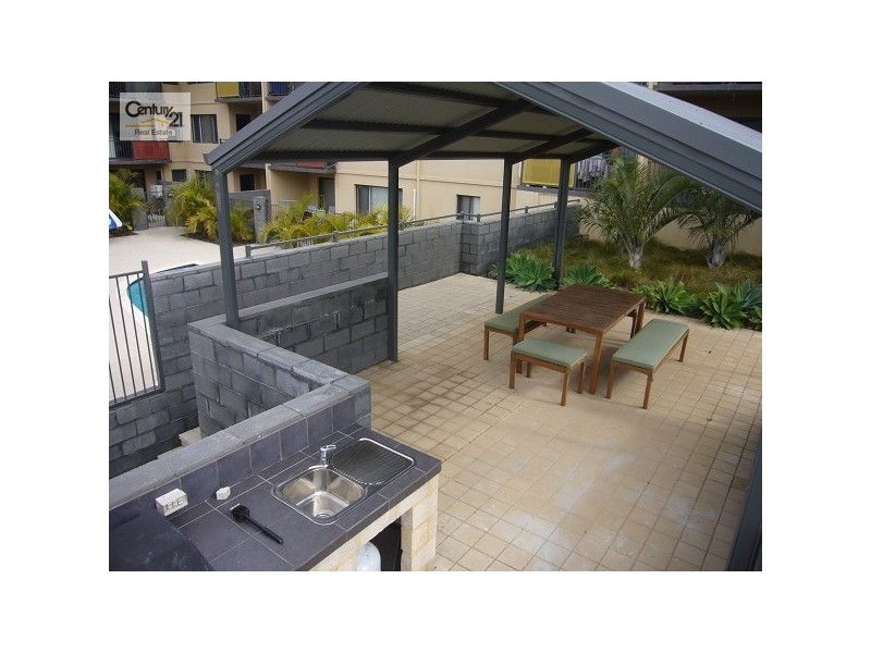 9/42 Kinsella Street, Joondanna WA 6060