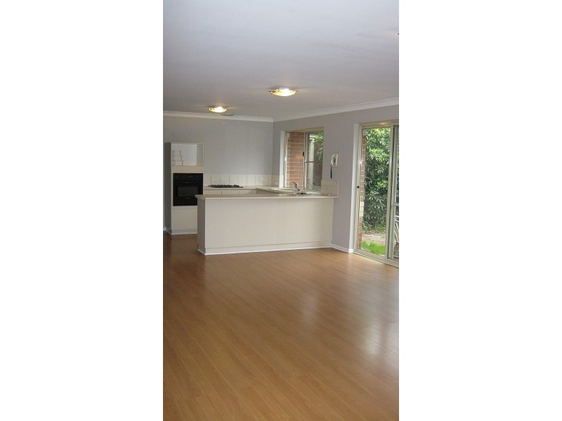 4/56 Mallard Way, Cannington WA 6107