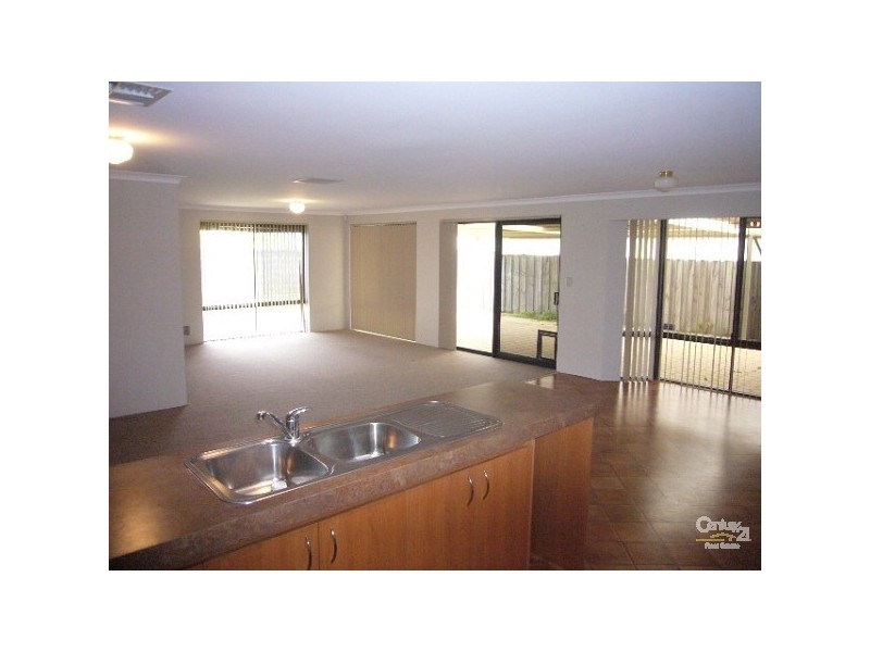 24 Winderie Crescent, Ellenbrook WA 6069