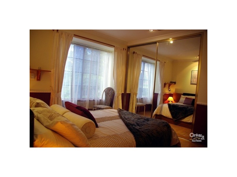 9 Shady Grove, Ballajura WA 6066