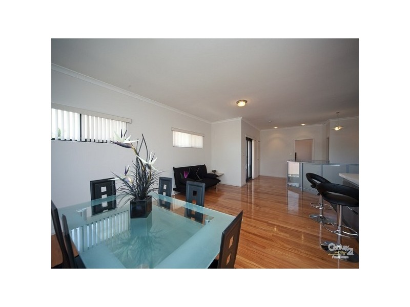 1/251 Canning Highway, Como WA 6152