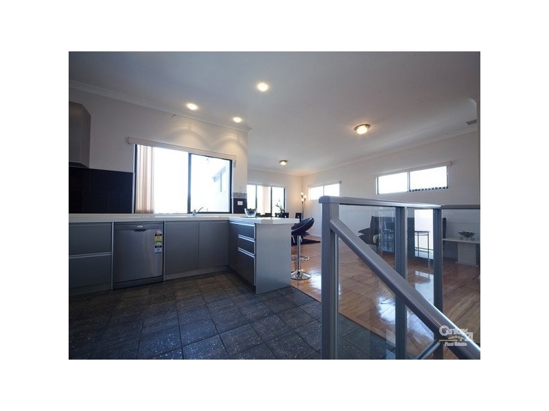 1/251 Canning Highway, Como WA 6152