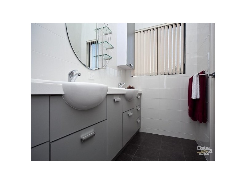 1/251 Canning Highway, Como WA 6152