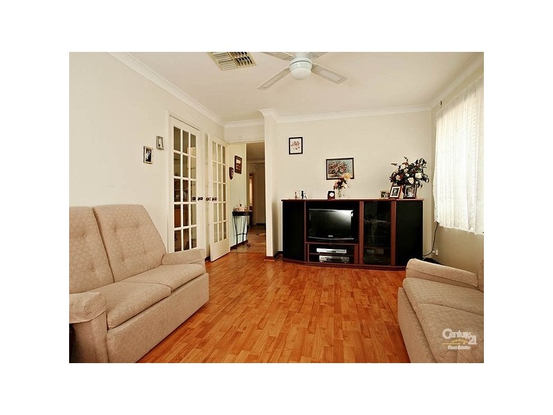 4 Jennings Road, High Wycombe WA 6057