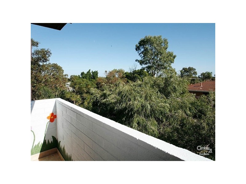 36 Tenth Avenue, Maylands WA 6051