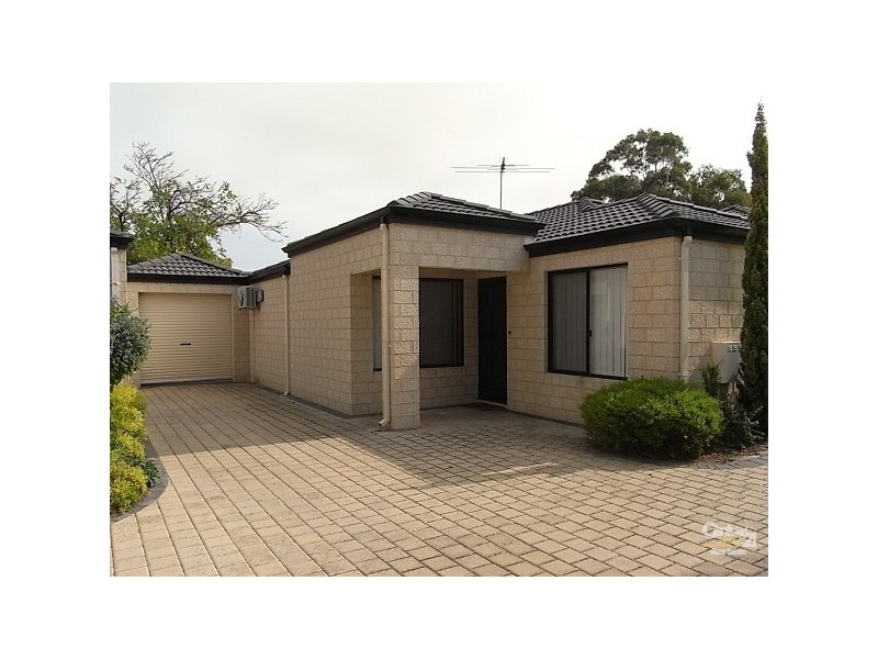 2/21 Narrung Way, Nollamara WA 6061