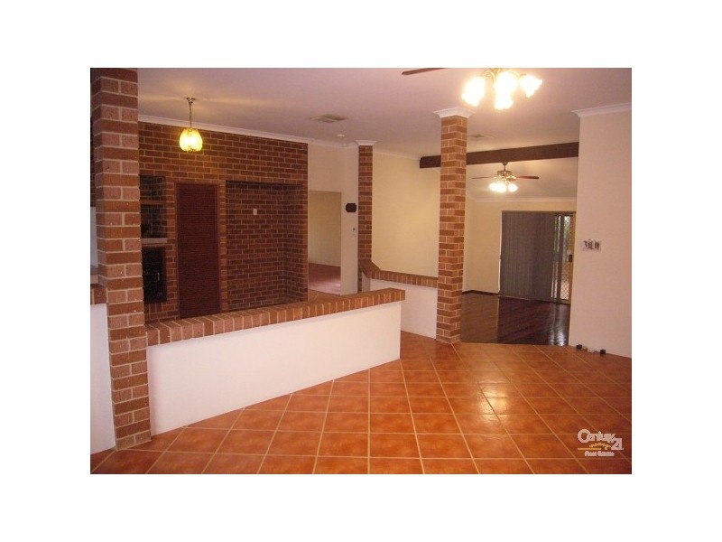 11 Pittway Heights, Kiara WA 6054